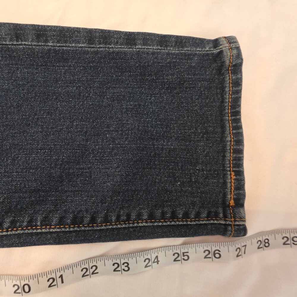 Levi's Wedgie Straight Leg Dark Denim Women's Jeans, Size 26"x28" - Picture 4 of 10